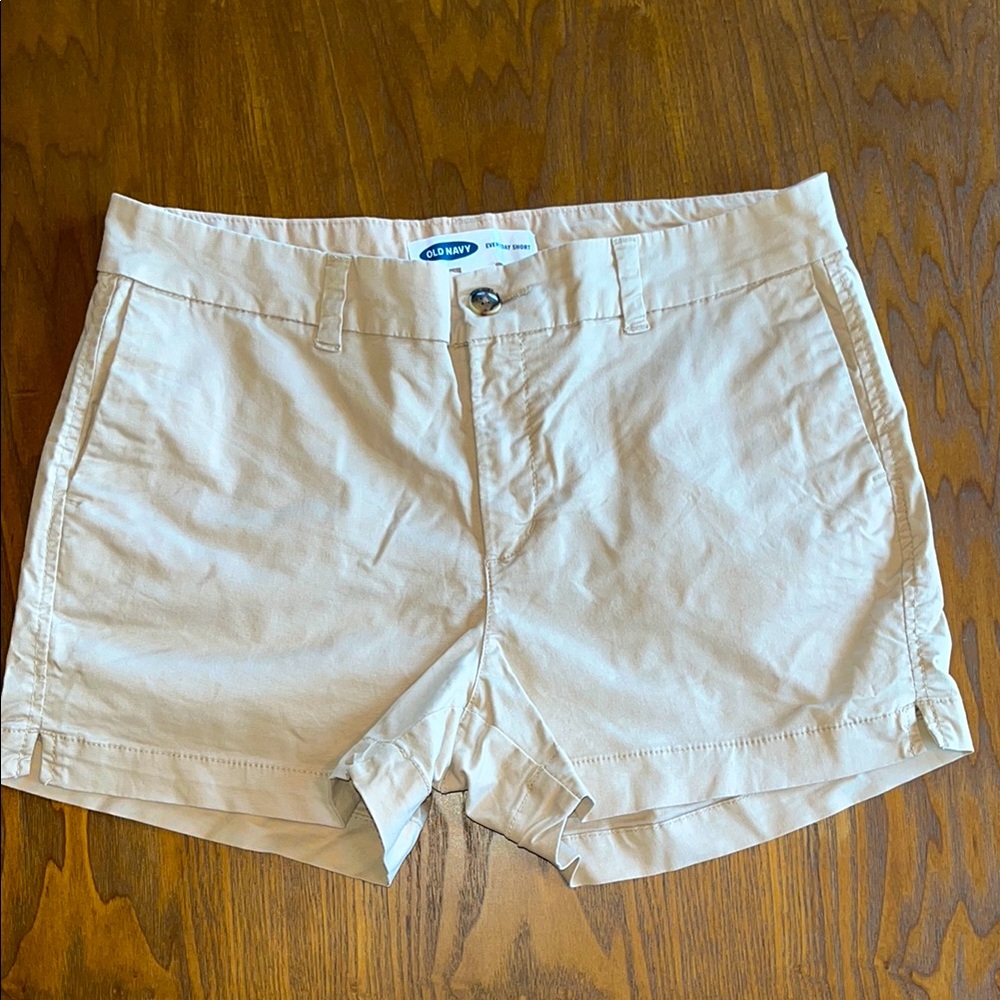 Old Navy Tan Bermuda Shorts Classic Cotton Twill